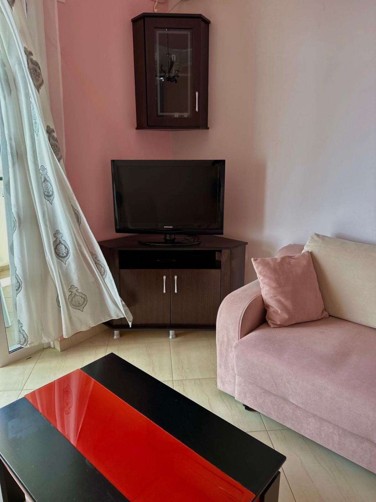 Esmeralda Apartaments Sarandë Exterior foto