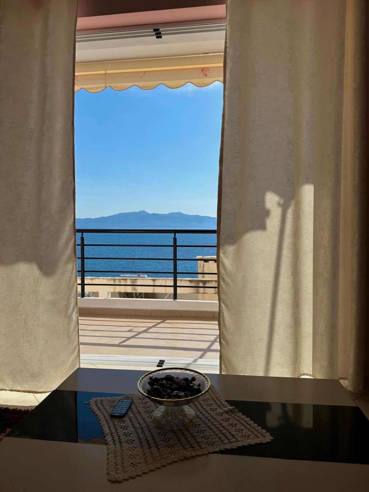 Esmeralda Apartaments Sarandë Exterior foto